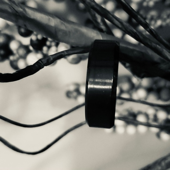 NEW Men’s Black Stainless Steel Ring 8mm Band - Picture 2 of 5